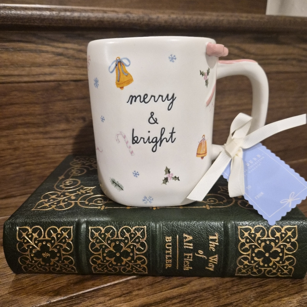 Rae Dunn Merry & Bright Holiday Christmas Mug NWT - Picture 5 of 5